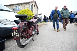 Monistrol-sur-Loire : le premier marché auto-moto de l&#039;occasion sur les chapeaux de roue