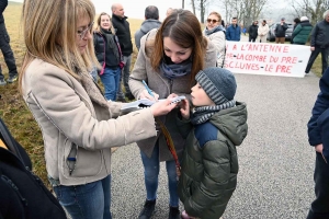 Saint-Maurice-de-Lignon : à « Esclunes », les riverains veulent de la fibre, pas d&#039;une antenne téléphonique