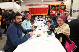 Beauzac : une marche et une soupe à l&#039;oignon pour se réchauffer chez les pompiers