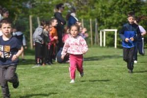 Monistrol-sur-Loire : les écoliers de Lucie-Aubrac courent dans l&#039;esprit olympique