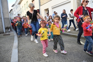 Beauzac : un concert de batucada dans les rues à la sortie de l&#039;école