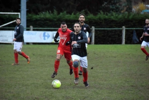 Foot : Bas-en-Basset se donne de l&#039;air, Montregard reste bloqué