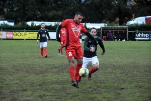 Foot : Bas-en-Basset se donne de l&#039;air, Montregard reste bloqué