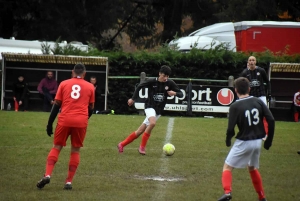 Foot : Bas-en-Basset se donne de l&#039;air, Montregard reste bloqué