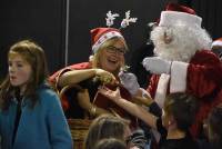 560 écoliers et collégiens animent le spectacle de Noël des écoles publiques