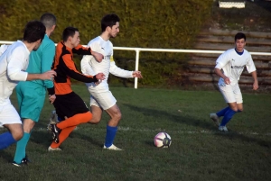 Foot : Les Villettes croquent, La Séauve craque en District 1