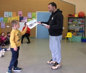 Bas-en-Basset : des diplômes de judo pour les maternelles de l&#039;école Louise-Michel