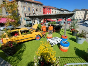 Yssingeaux : un aménagement éphémère interroge sur la place de la nature et de la voiture en ville