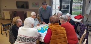 Découverte de nouveaux jeux à la résidence « Le Bel Age » à Saint-Maurice-de-Lignon