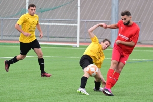 Foot, D2 : Sainte-Sigolène raccroche le bon wagon, Saint-Pal-de-Mons lanterne rouge