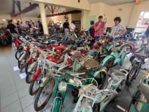 Tiranges : 250 mobylettes en exposition, on ne sait plus où donner de la tête