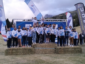 Sainte-Sigolène : Maé Barralon et Noa Tessier en équipe régionale sur le Trophée de France du Jeune Vététiste