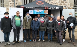 Un stand sur le marché d&#039;Yssingeaux pour informer sur l&#039;autisme