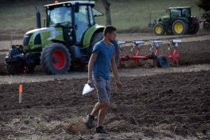 Beauzac : Les Satre père et fils remportent le concours cantonal de labour