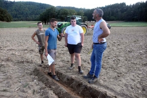 Beauzac : Les Satre père et fils remportent le concours cantonal de labour