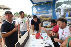 Araules : 138 doublettes de pétanque et plus de 1000 soupes aux choux le 15 août