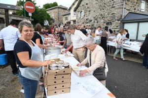 Araules : 138 doublettes de pétanque et plus de 1000 soupes aux choux le 15 août