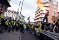 La manifestation régionale des Gilets jaunes au Puy-en-Velay en images