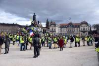 La manifestation régionale des Gilets jaunes au Puy-en-Velay en images