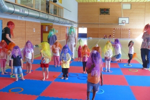 Une activité cirque pour les maternelles de Grazac