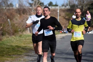 Le podium des 11 km : Emmanuel Paquet (1er), Florian Chastel (2e) et Antoine Motter (3e)