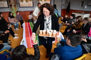 Sainte-Sigolène : les fruits et les légumes à l&#039;épeuve des sens à l&#039;école Germaine-Tillion