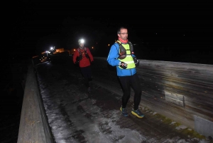 Une nuit blanche pour 325 coureurs entre Le Puy et Firminy