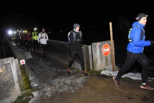 Une nuit blanche pour 325 coureurs entre Le Puy et Firminy