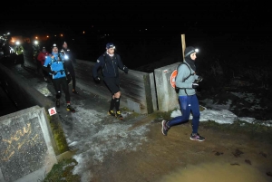 Une nuit blanche pour 325 coureurs entre Le Puy et Firminy