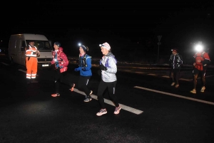 Une nuit blanche pour 325 coureurs entre Le Puy et Firminy