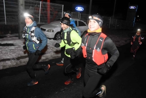 Une nuit blanche pour 325 coureurs entre Le Puy et Firminy