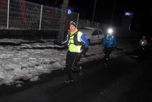 Une nuit blanche pour 325 coureurs entre Le Puy et Firminy