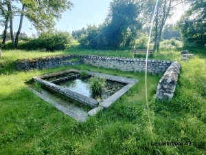 Aux Villettes, le lavoir de &quot;Cublaise&quot; refait à l&#039;ancienne