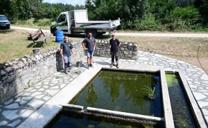 Aux Villettes, le lavoir de &quot;Cublaise&quot; refait à l&#039;ancienne