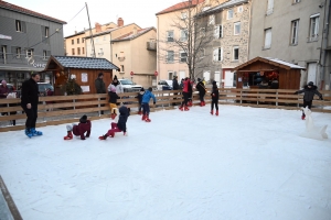 Yssingeaux : la patinoire est ouverte tous les après-midi dans le centre-ville