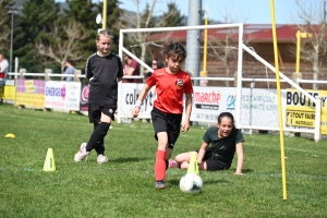 Bas-en-Basset : le foot féminin valorisé par des ateliers