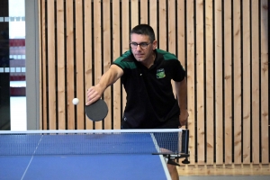 Tennis de table : Adrien Lebrat remporte deux titres de champion