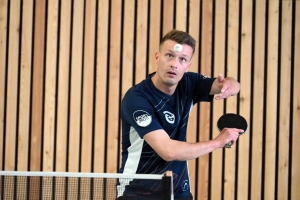 Tennis de table : Adrien Lebrat remporte deux titres de champion