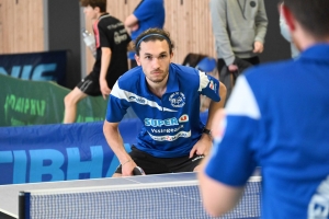 Tennis de table : Adrien Lebrat remporte deux titres de champion