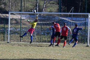 Foot, CRF : Coubon gagne mais le match arrêté à Saint-Victor-Malescours