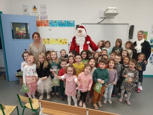 Bas-en-Basset : une messe et le Père Noël pour les écoliers de Saint-Joseph