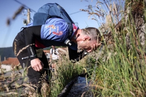 Crédit Peignée Verticale