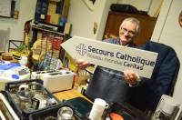 Un large choix au bric à brac du Secours catholique