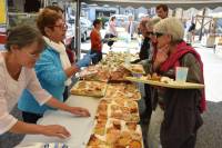 Une centaine de personnes pour le repas solidaire