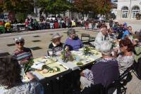 Une centaine de personnes pour le repas solidaire