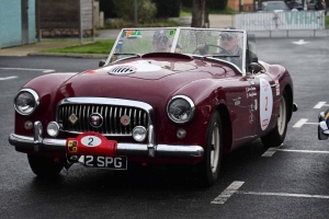 Dunières : les passionnés de voitures anciennes aux anges avec le Tour Auto