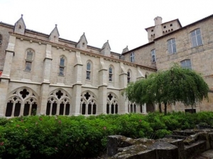 De l’obscur ermitage à l’une des plus grandes abbaye d&#039;Europe : La Chaise-Dieu au programme à Monistrol