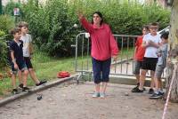 Retournac : les enfants du centre de loisirs du Cros initiés à la pétanque