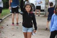 Retournac : les enfants du centre de loisirs du Cros initiés à la pétanque