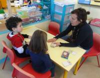 Sainte-Sigolène : les parents au côté de leurs enfants à l&#039;école maternelle